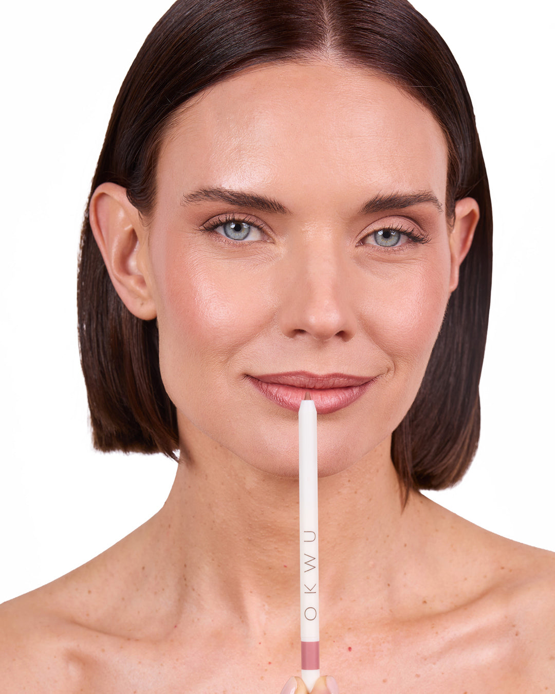 Fundamental Lip Contour Liner