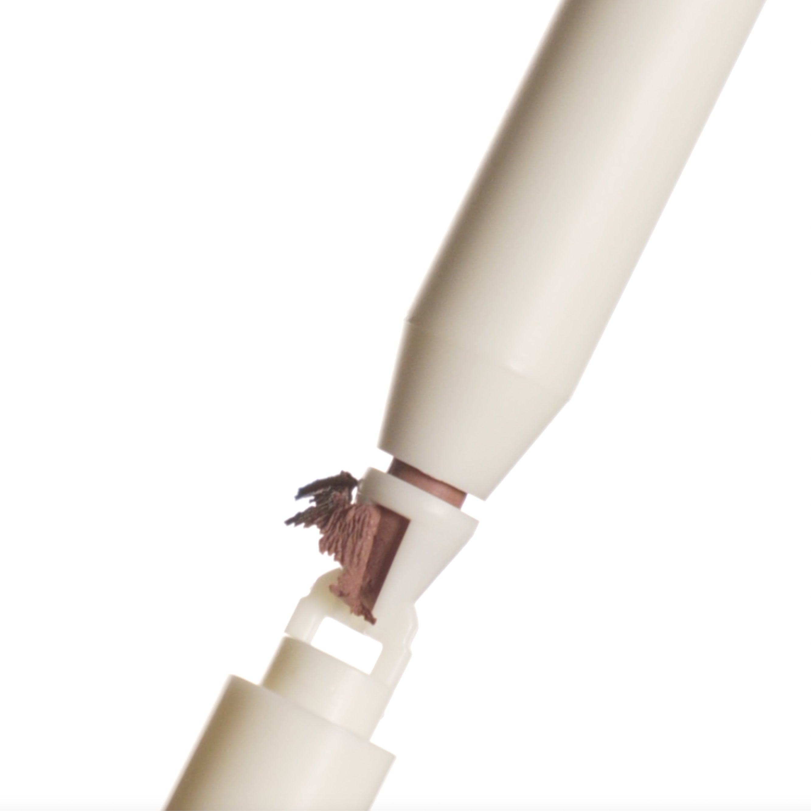 Fundamental Lip Contour Liner